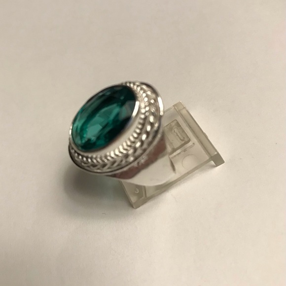 Tsavorite Stamped 925 Sterling Silver Ring - Picture 7 of 7